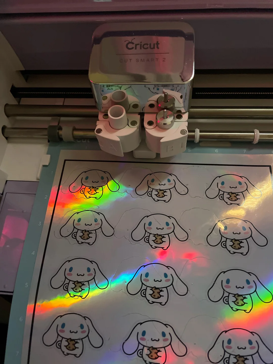 Tem nhựa Holographic 7 màu, chống nước, cán bóng hoặc mờ , A3 size - Ảnh 2